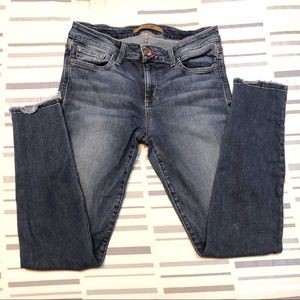 Joe’s Skinny Ankle Jeans - 29